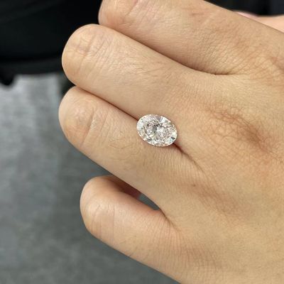 Diamantes sintéticos flojos VVS-VS del óvalo de las decoraciones 1-1.99Carat de la joyería