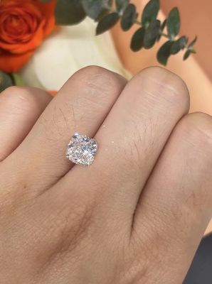 El amortiguador descolorido de 1 quilate de VVS-VS cortó el diamante flojo IGI certificado