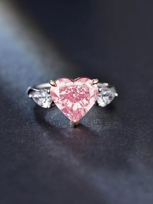 Anillos de diamante de laboratorio de gran tamaño de color rosa de forma de corazón 4.19ct 18k Anillo de oro blanco