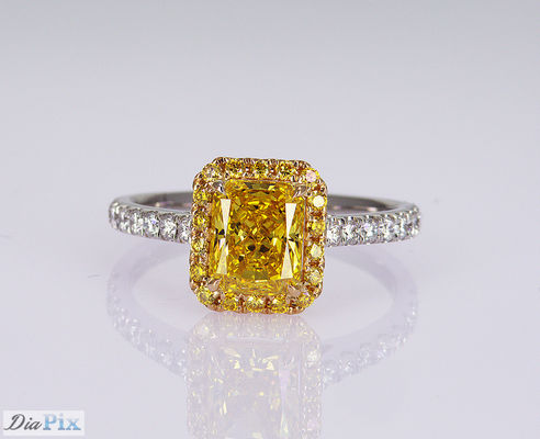 1.1ct Forma radiante Fantasía Vivido Amarillo Laboratorio Creado Anillo de Diamante