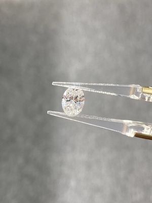 CVD cultivado en laboratorio Diamante Oval Brillante Forma 3.6ct E VS Certificado por IGI
