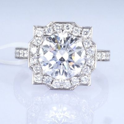Anillo de diseño de 18k Cool 3ct Anillo de diamante blanco de laboratorio Anillo de forma redonda Anillo de diamante sintético