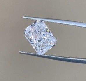 Diamante de laboratorio CVD DEF VS 1-15ct Radiante de corte brillante Certificado IGI